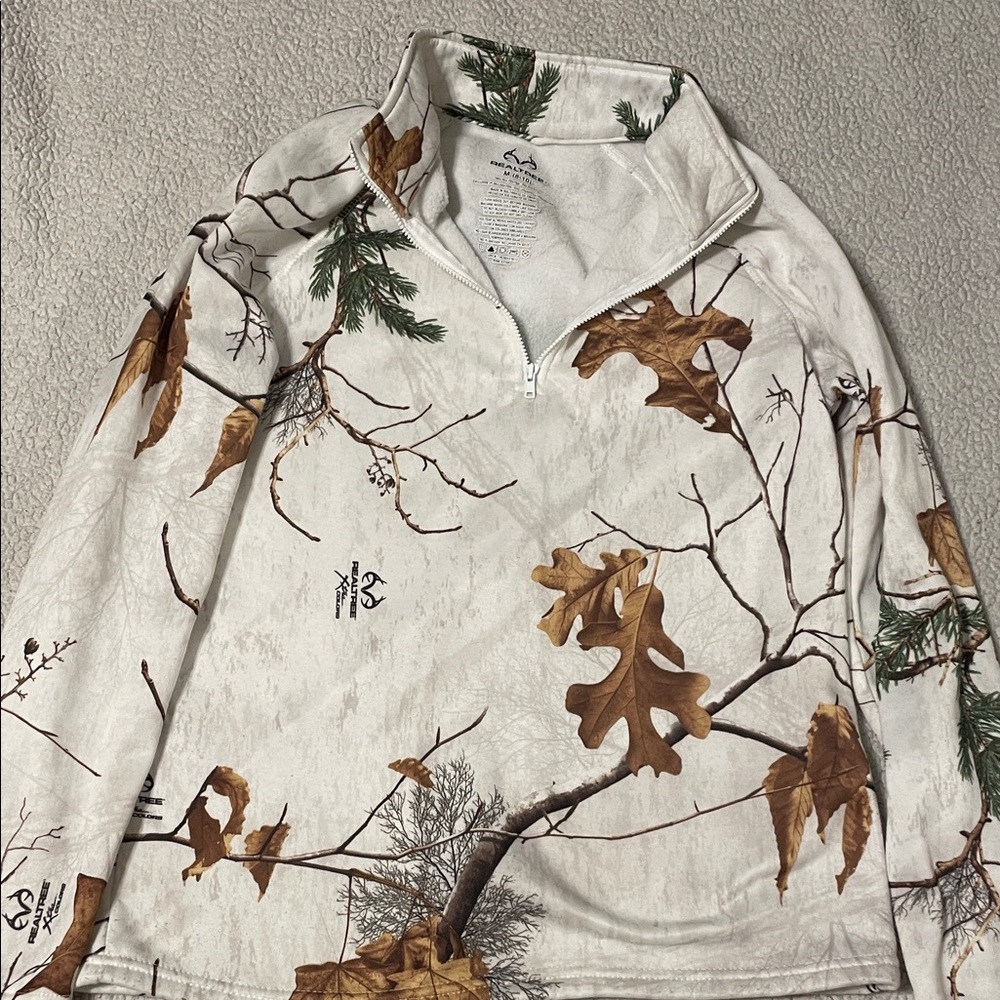 Realtree White Camo Sweatshirt with zipper